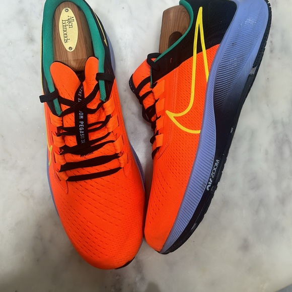 Nike Pegasus Air 38 Hyper Crimson Size 9.5 - Picture 5 of 9